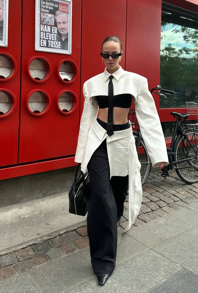 White colour palette